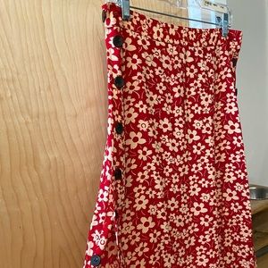 Madewell red and cream flower skirt